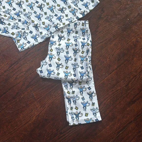 Roller rabbit pajamas - Picture 3 of 3